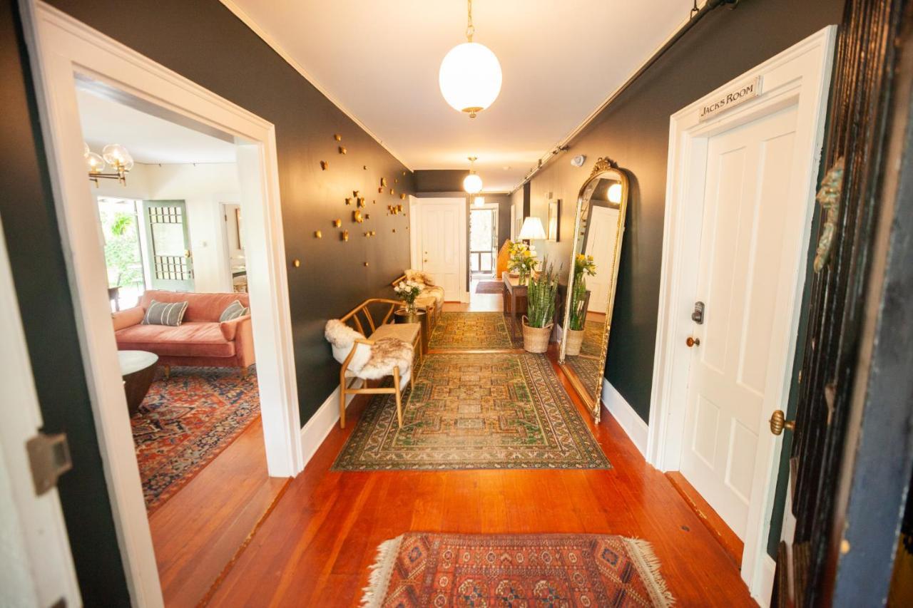 بار هاربور Yellow House Inn المظهر الخارجي الصورة