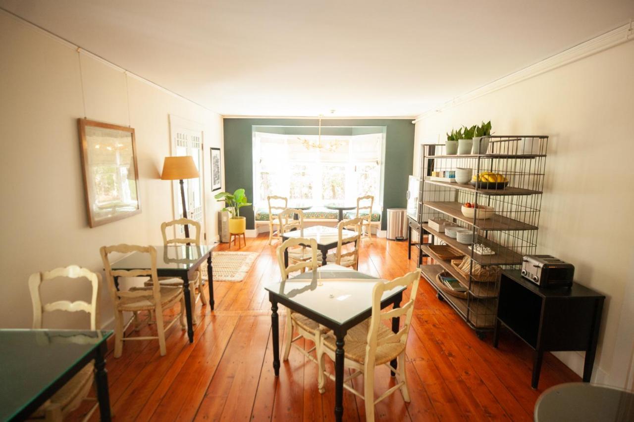 بار هاربور Yellow House Inn المظهر الخارجي الصورة