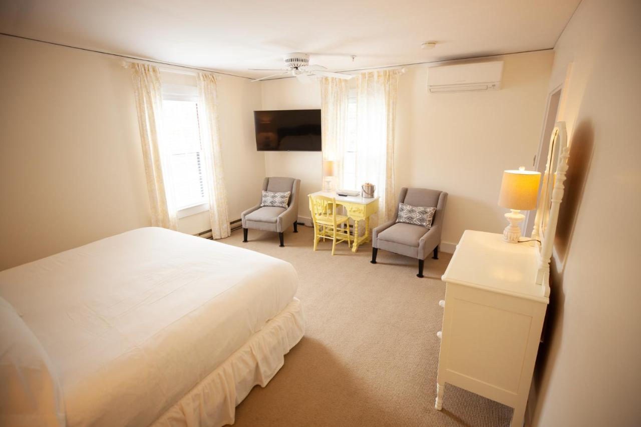 بار هاربور Yellow House Inn المظهر الخارجي الصورة